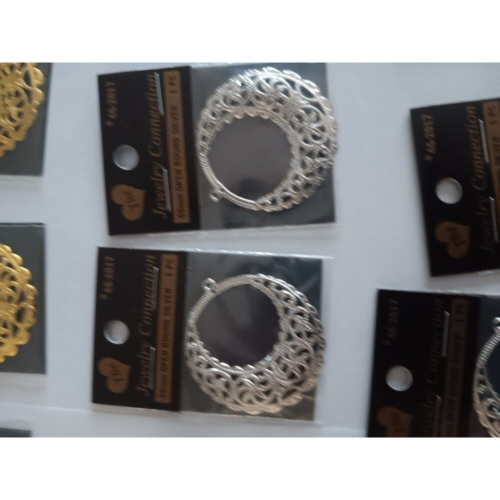 Lot Of 40mm Open Round Gold And Silver Color  Costume Jewelry